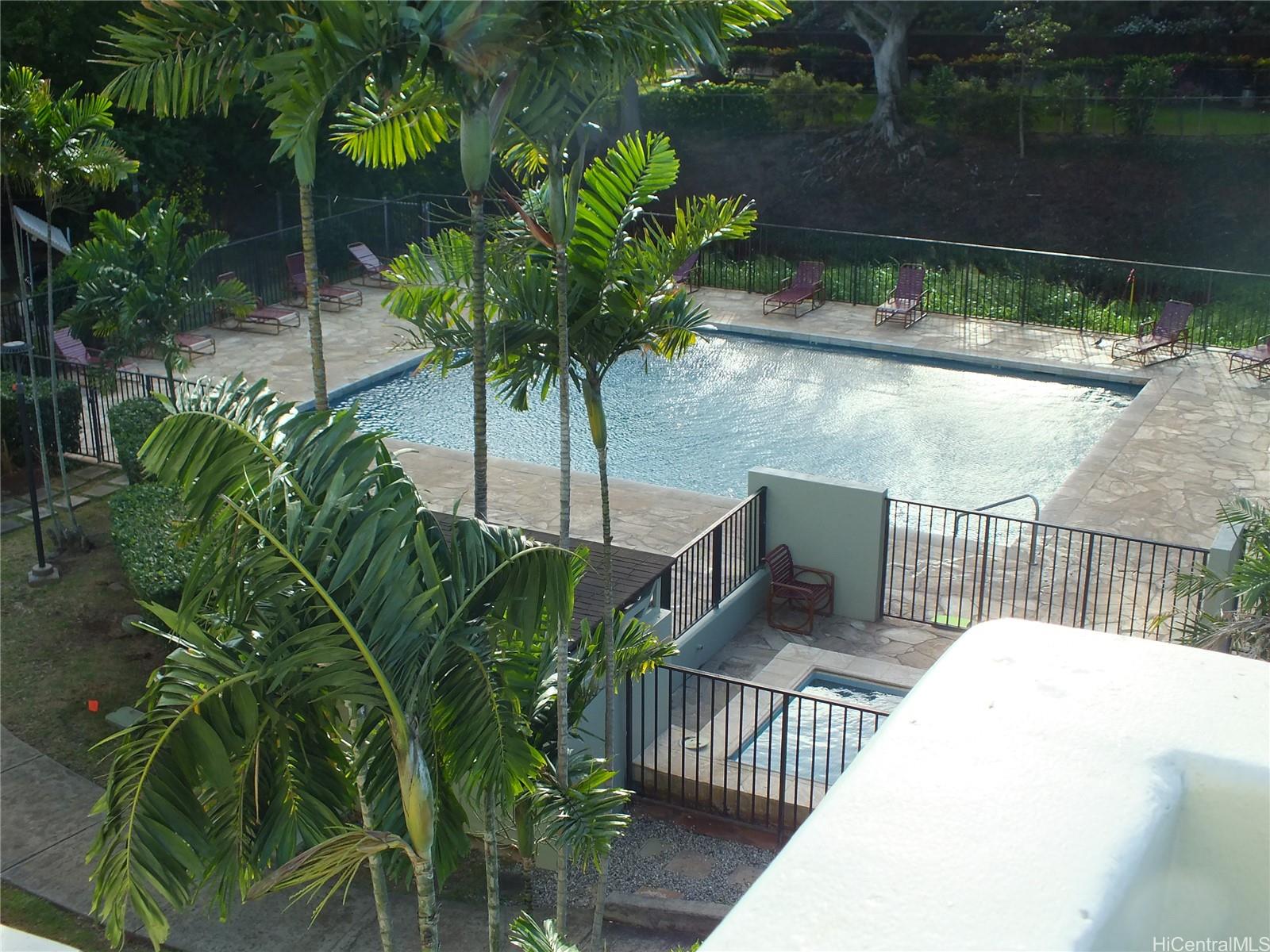 Pearl Regency condo # 2516, Aiea, Hawaii - photo 5 of 13