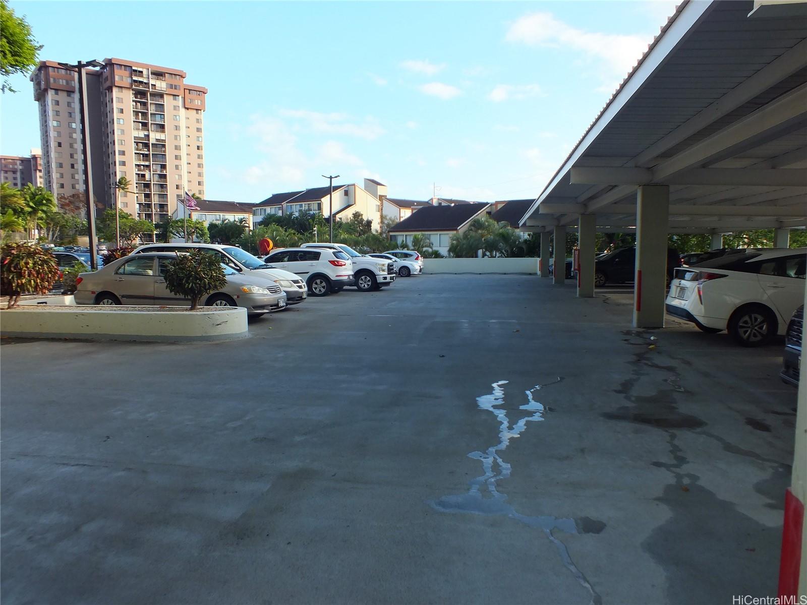 Pearl Regency condo # 2516, Aiea, Hawaii - photo 9 of 13