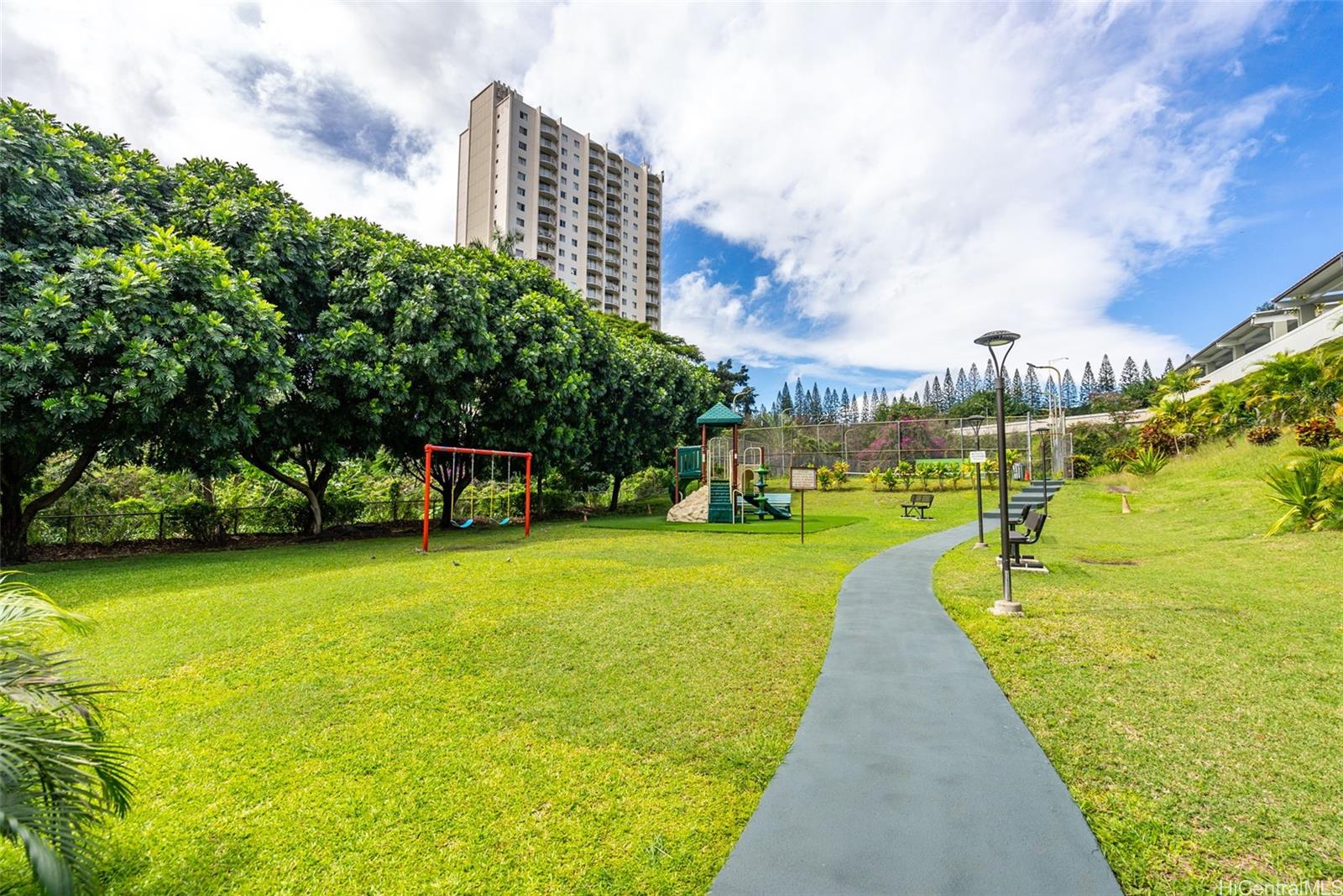 Pearl Regency condo # 314, Aiea, Hawaii - photo 21 of 24