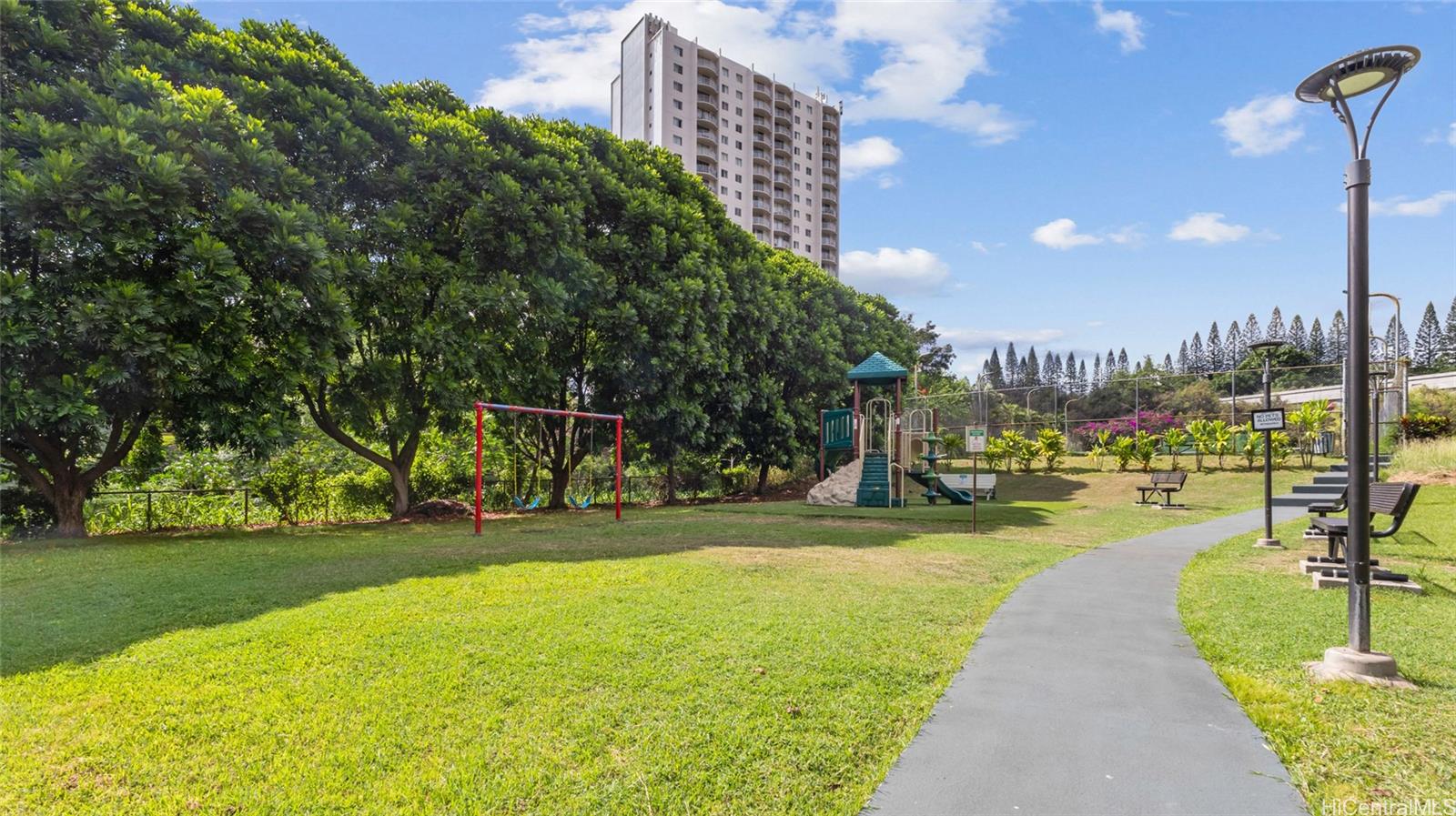 Pearl Regency condo # 601, Aiea, Hawaii - photo 20 of 21