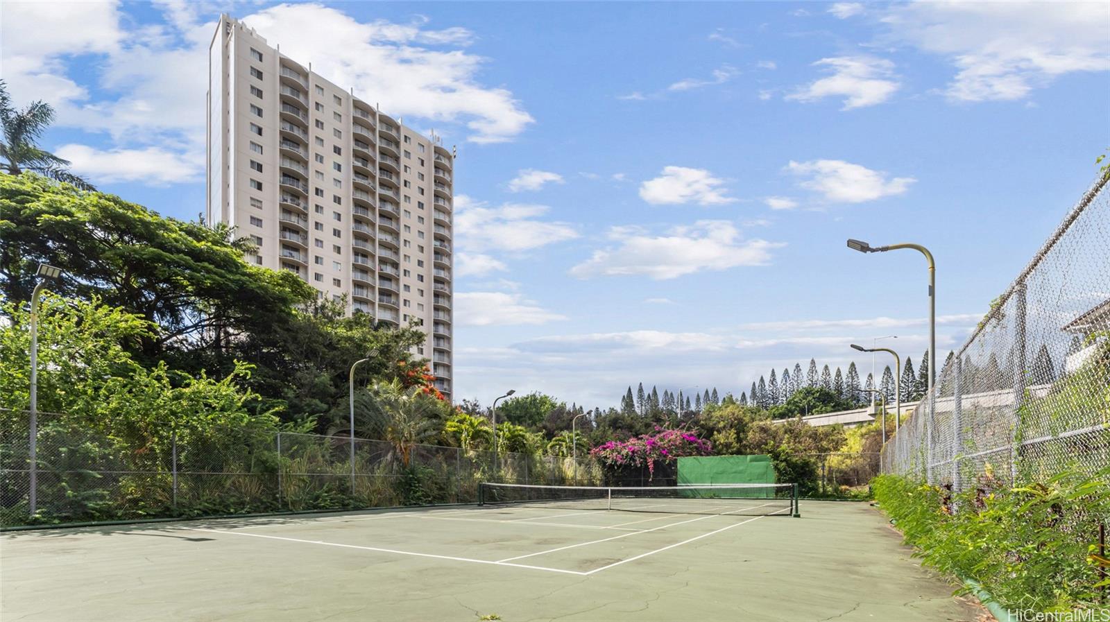 Pearl Regency condo # 601, Aiea, Hawaii - photo 21 of 21