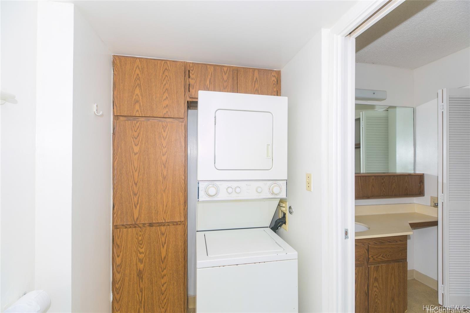 Pearl Regency condo # 605, Aiea, Hawaii - photo 3 of 22