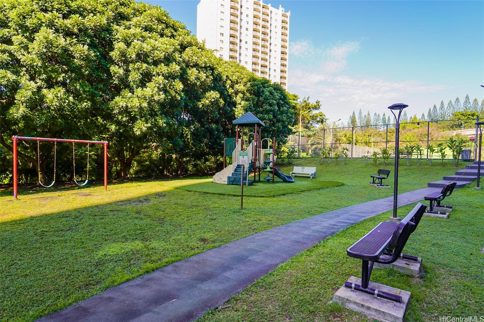 Pearl Regency condo # 606, Aiea, Hawaii - photo 16 of 20