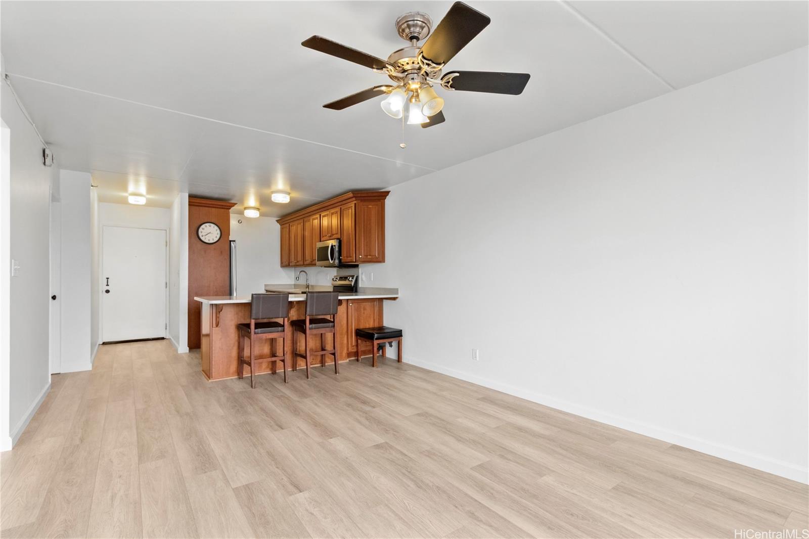 Pearl Regency condo # 615, Aiea, Hawaii - photo 6 of 16