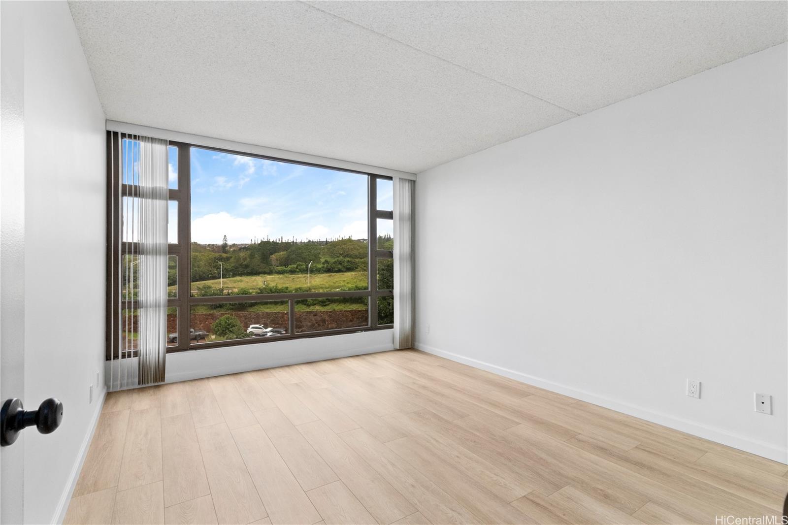 Pearl Regency condo # 615, Aiea, Hawaii - photo 9 of 16