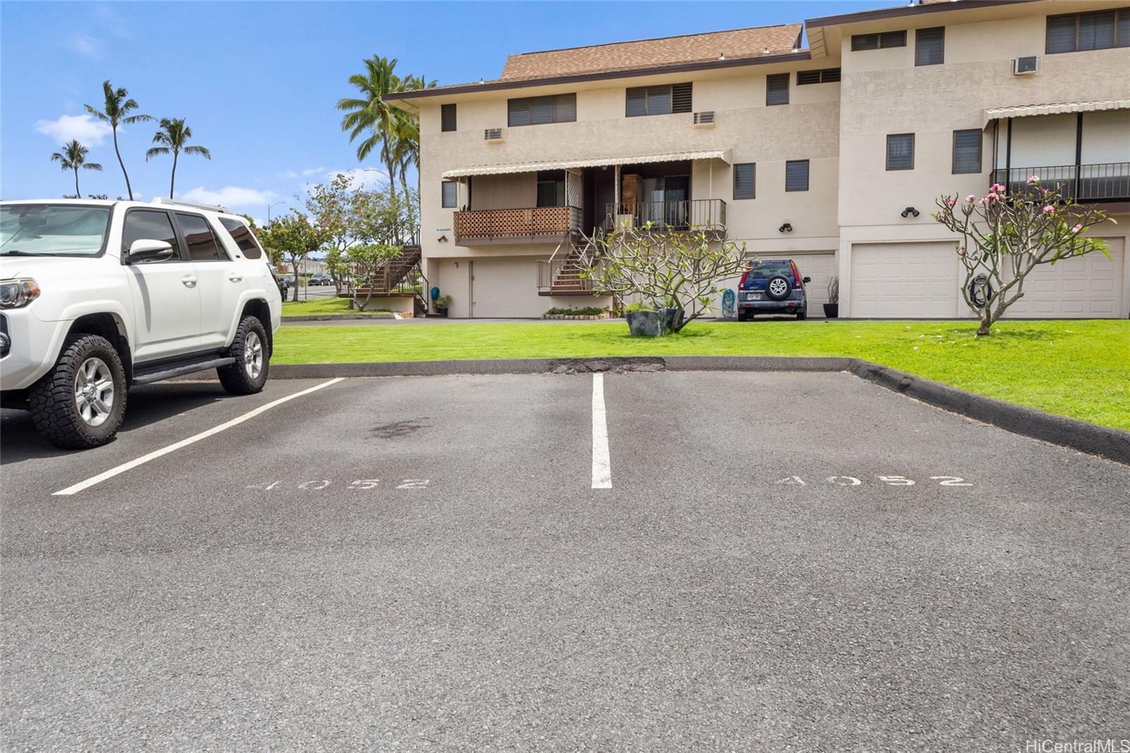 98-405 Kaonohi Street townhouse # 242, Aiea, Hawaii - photo 12 of 16