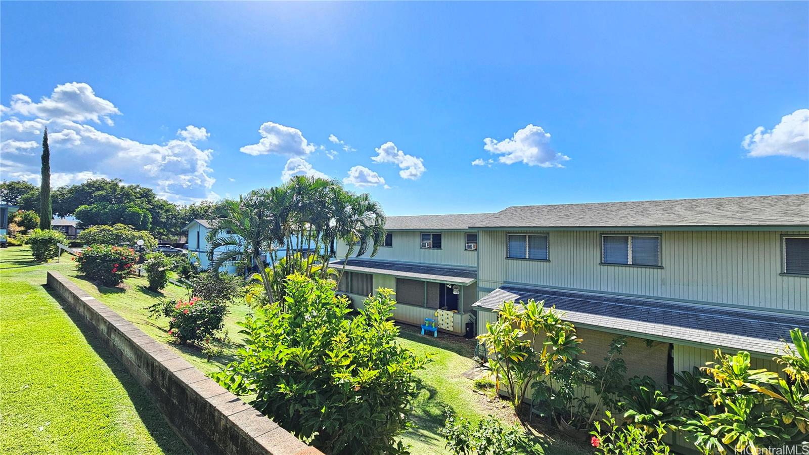 98-409 C Hookanike Streets townhouse # 24, Pearl City, Hawaii - photo 16 of 17