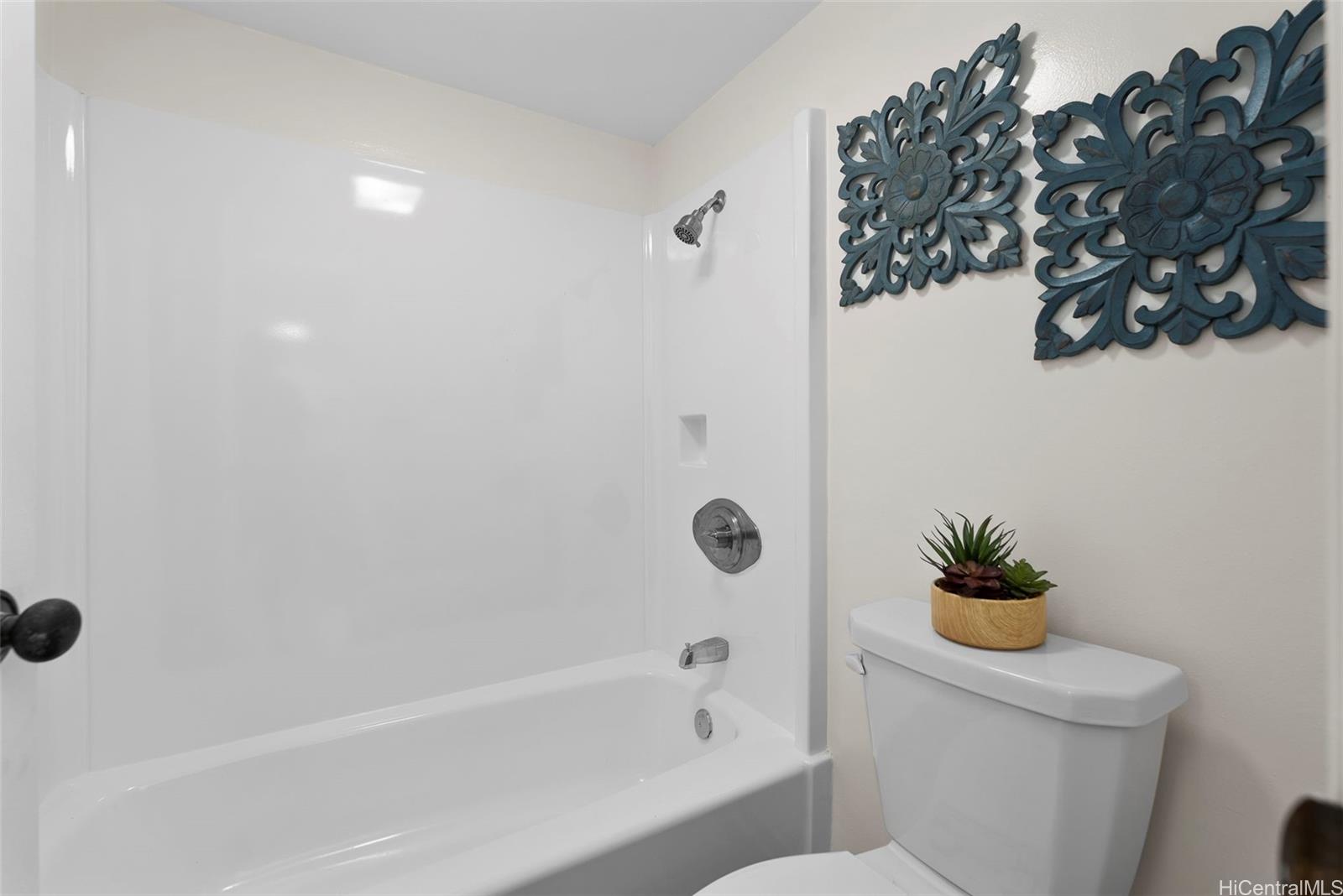 Pearl 2 condo # 11G, Aiea, Hawaii - photo 18 of 25