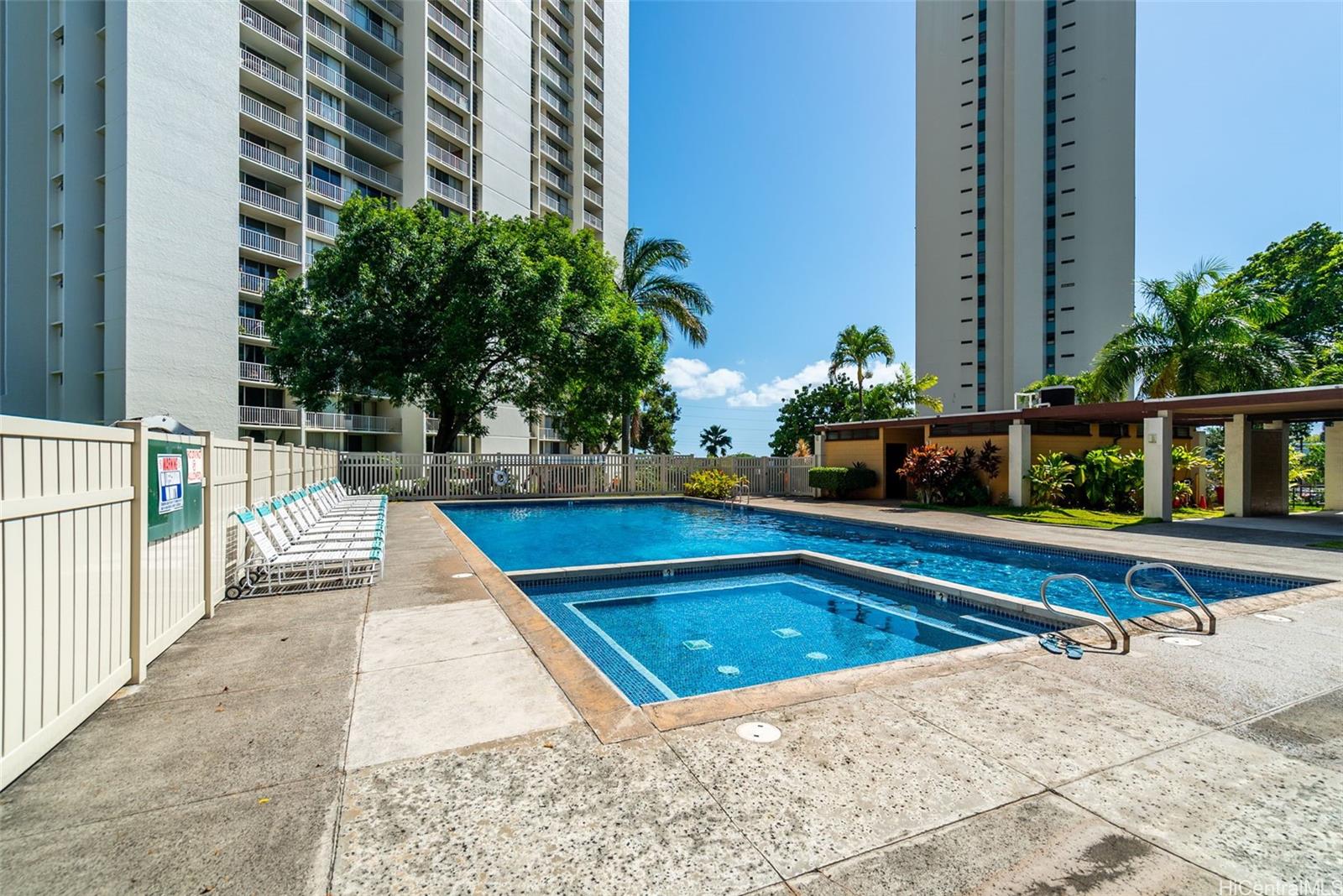 Pearl 2 condo # 11G, Aiea, Hawaii - photo 21 of 25