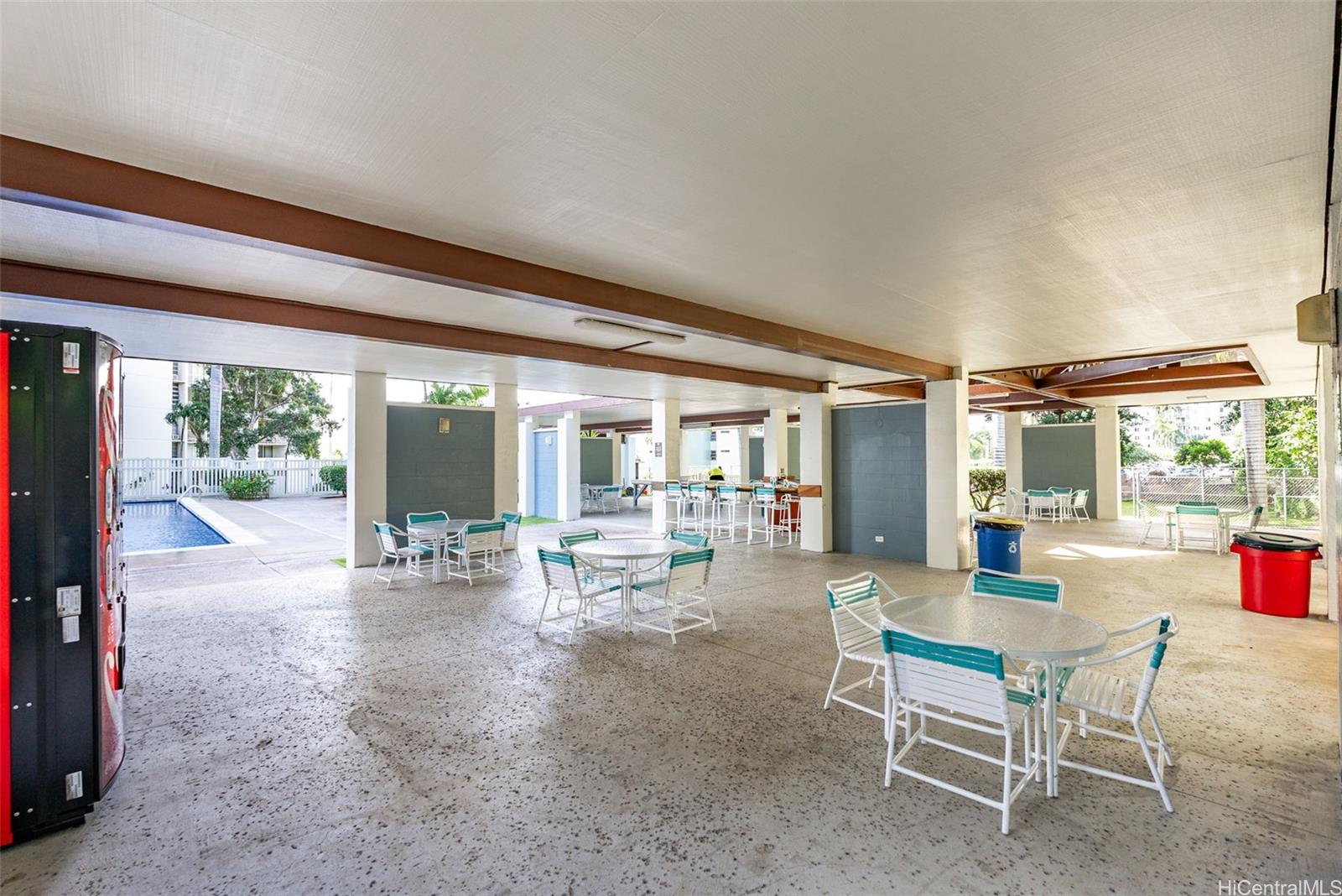 Pearl 2 condo # 11G, Aiea, Hawaii - photo 24 of 25