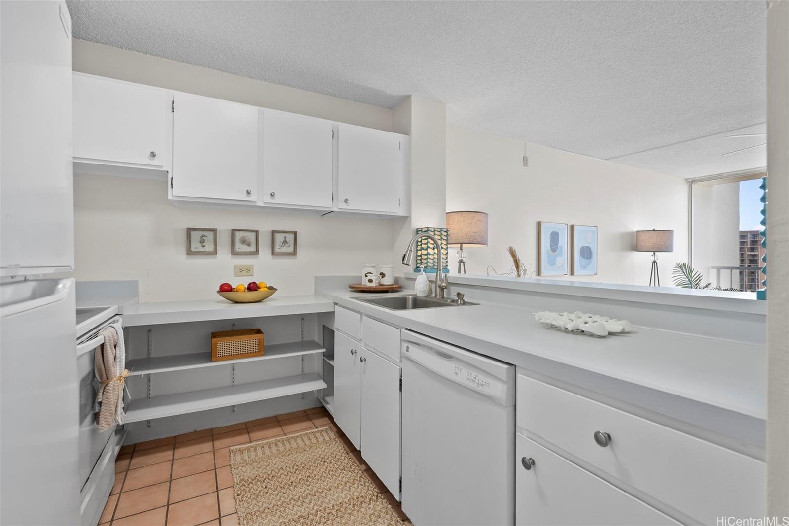 Pearl 2 condo # 11G, Aiea, Hawaii - photo 8 of 25