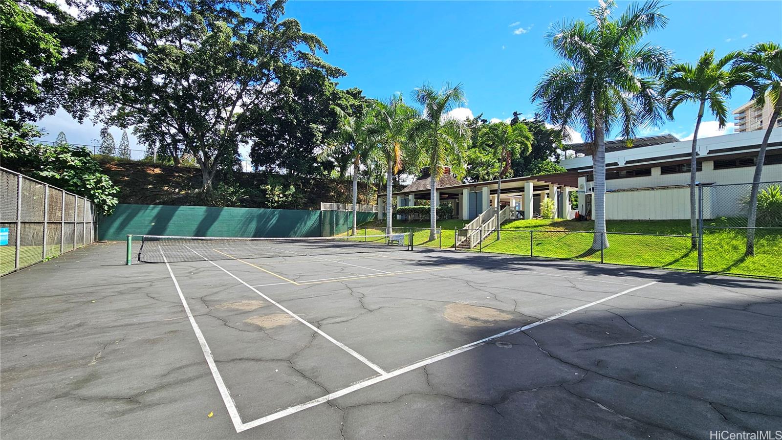 Pearl 2 condo # #17G, Aiea, Hawaii - photo 16 of 24