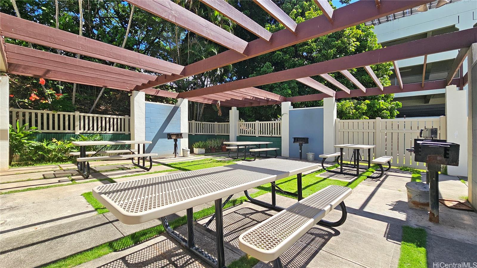 Pearl 2 condo # #17G, Aiea, Hawaii - photo 19 of 24