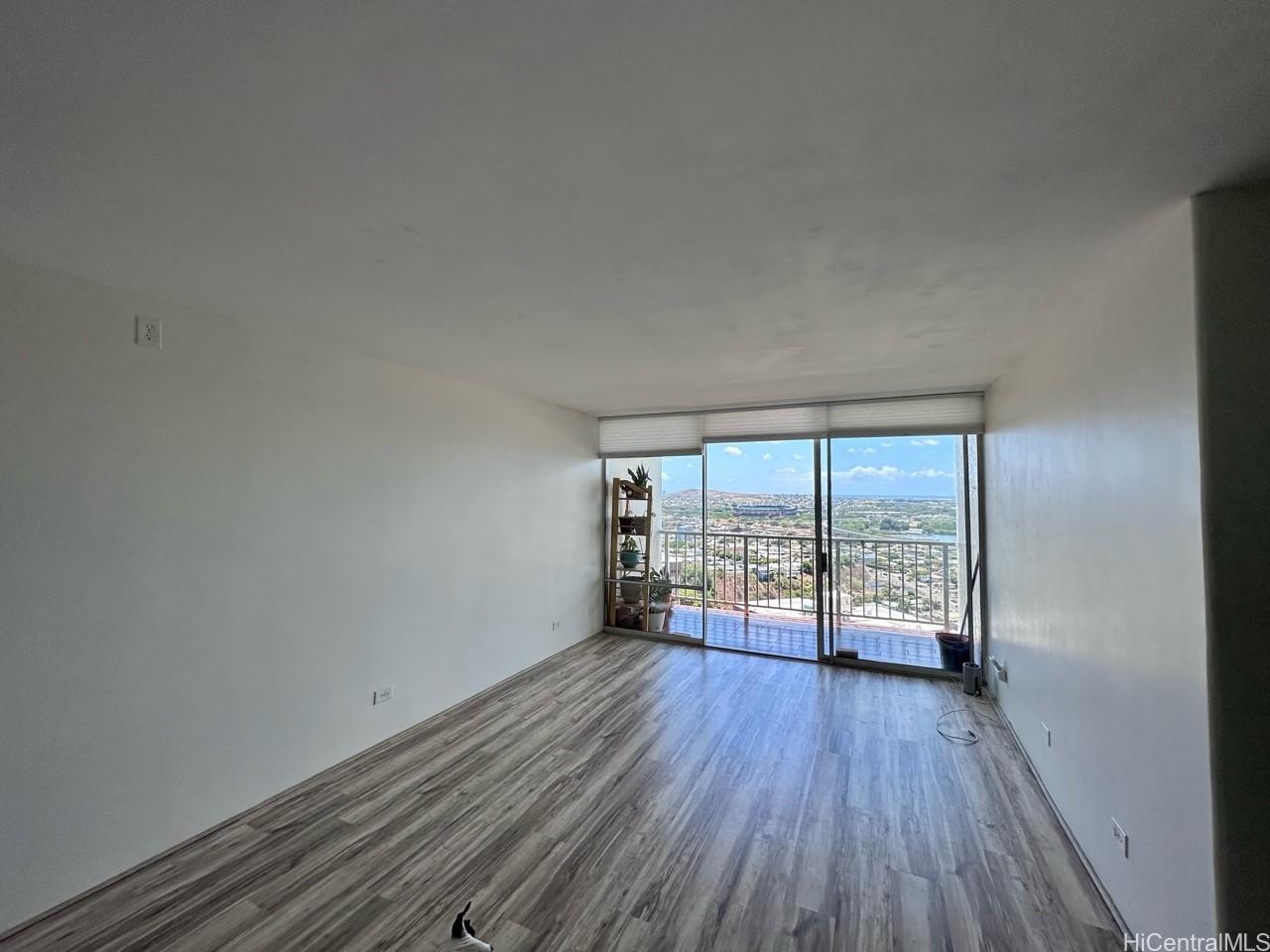 98-410 Koauka Loop Aiea - Rental - photo 5 of 16