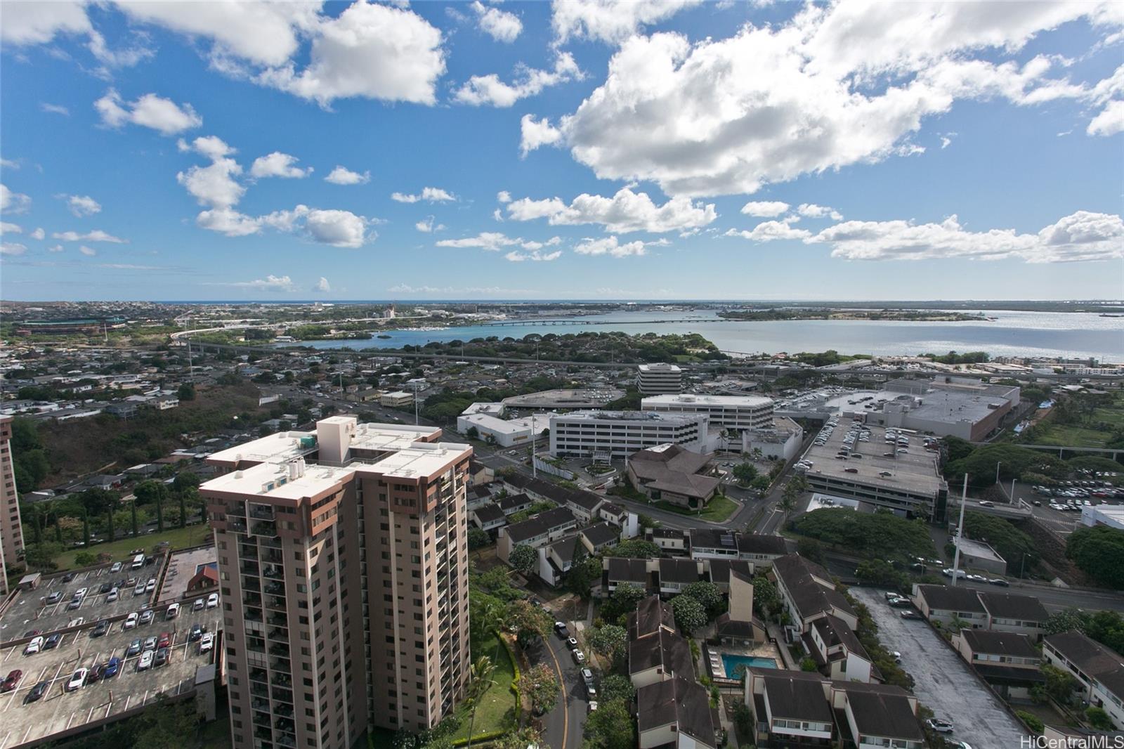 Pearl 2 condo # 30G, Aiea, Hawaii - photo 15 of 15