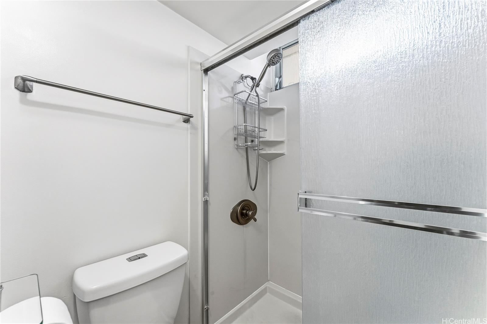 Pearl 2 condo # 31F, Aiea, Hawaii - photo 16 of 25