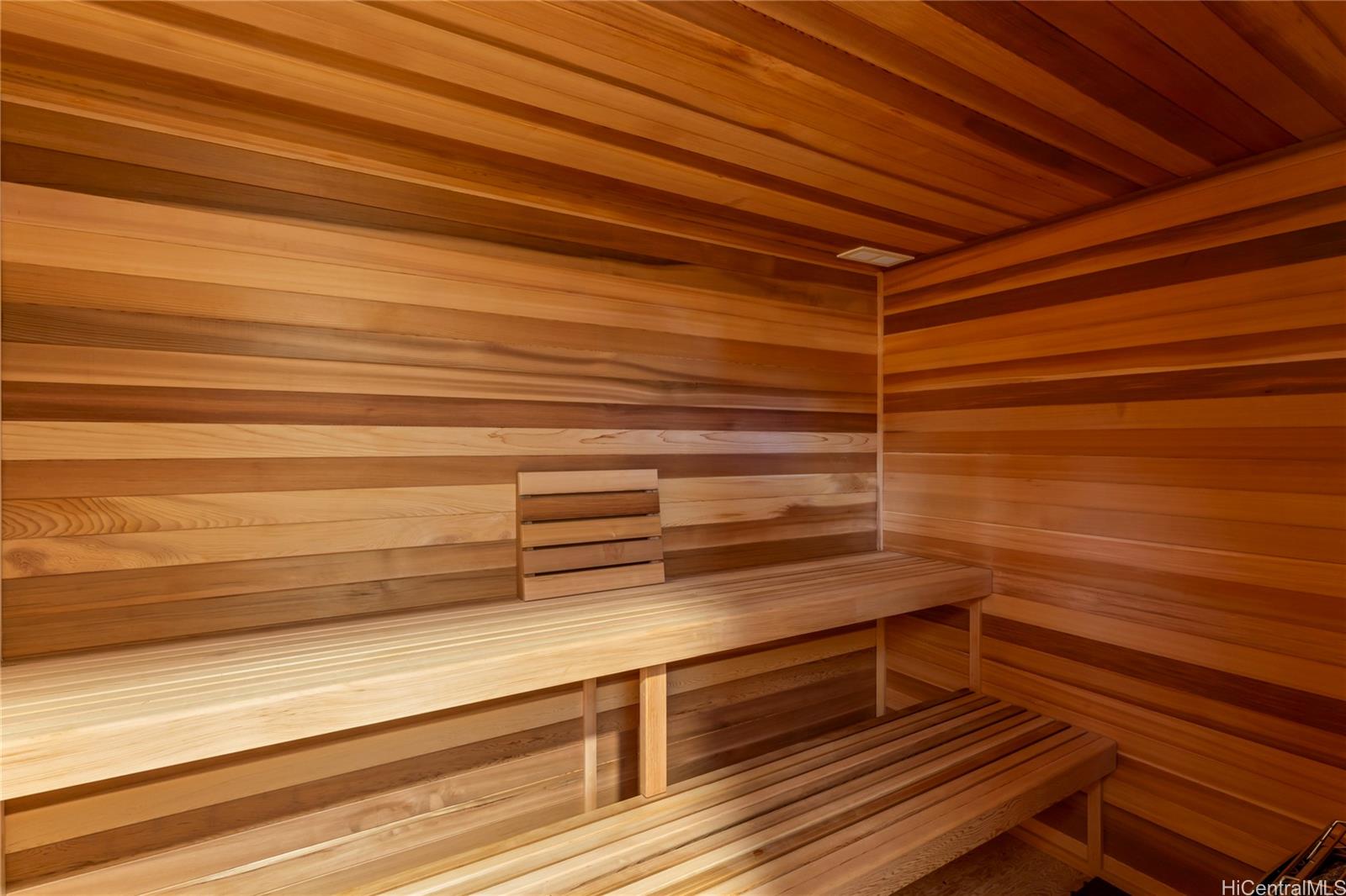 Pearl 2 condo # 31F, Aiea, Hawaii - photo 22 of 25