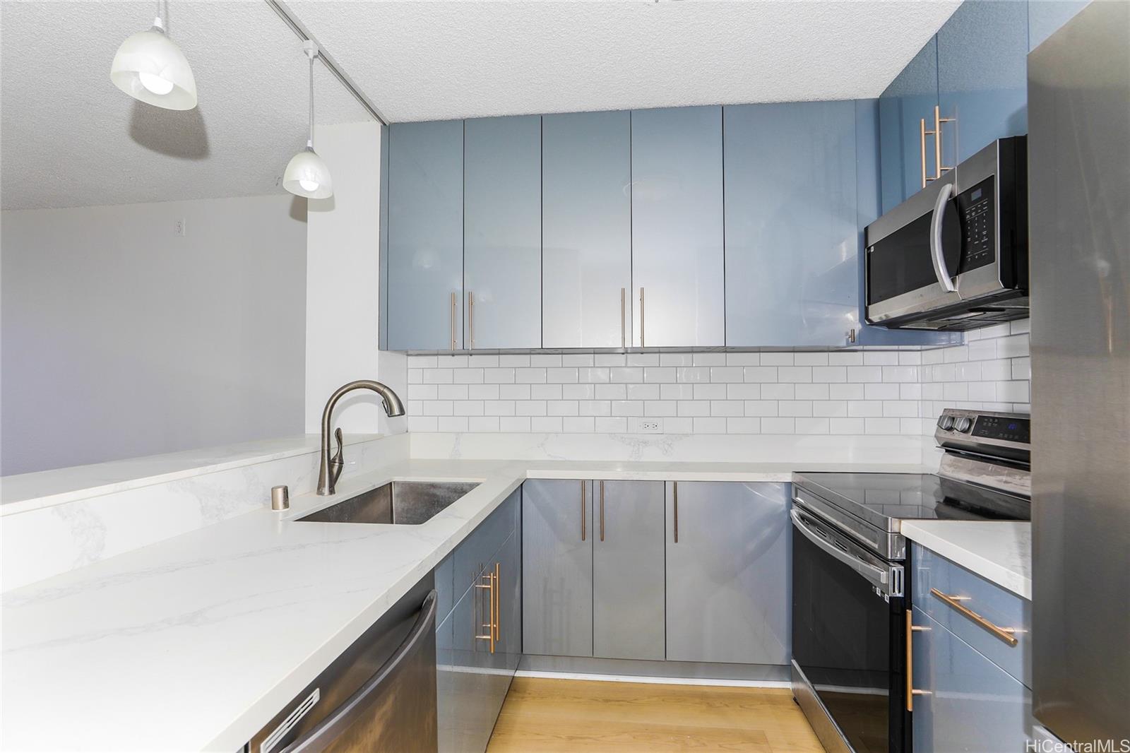 98-410 Koauka Loop Aiea - Rental - photo 9 of 25