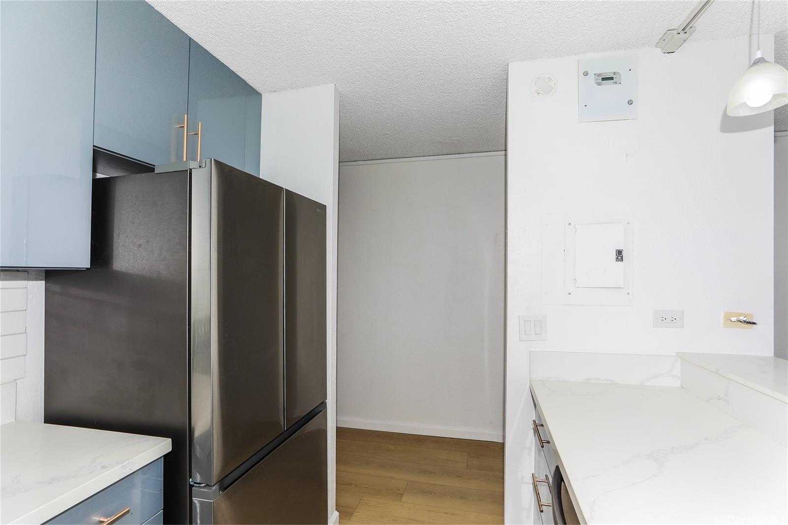 98-410 Koauka Loop Aiea - Rental - photo 10 of 25