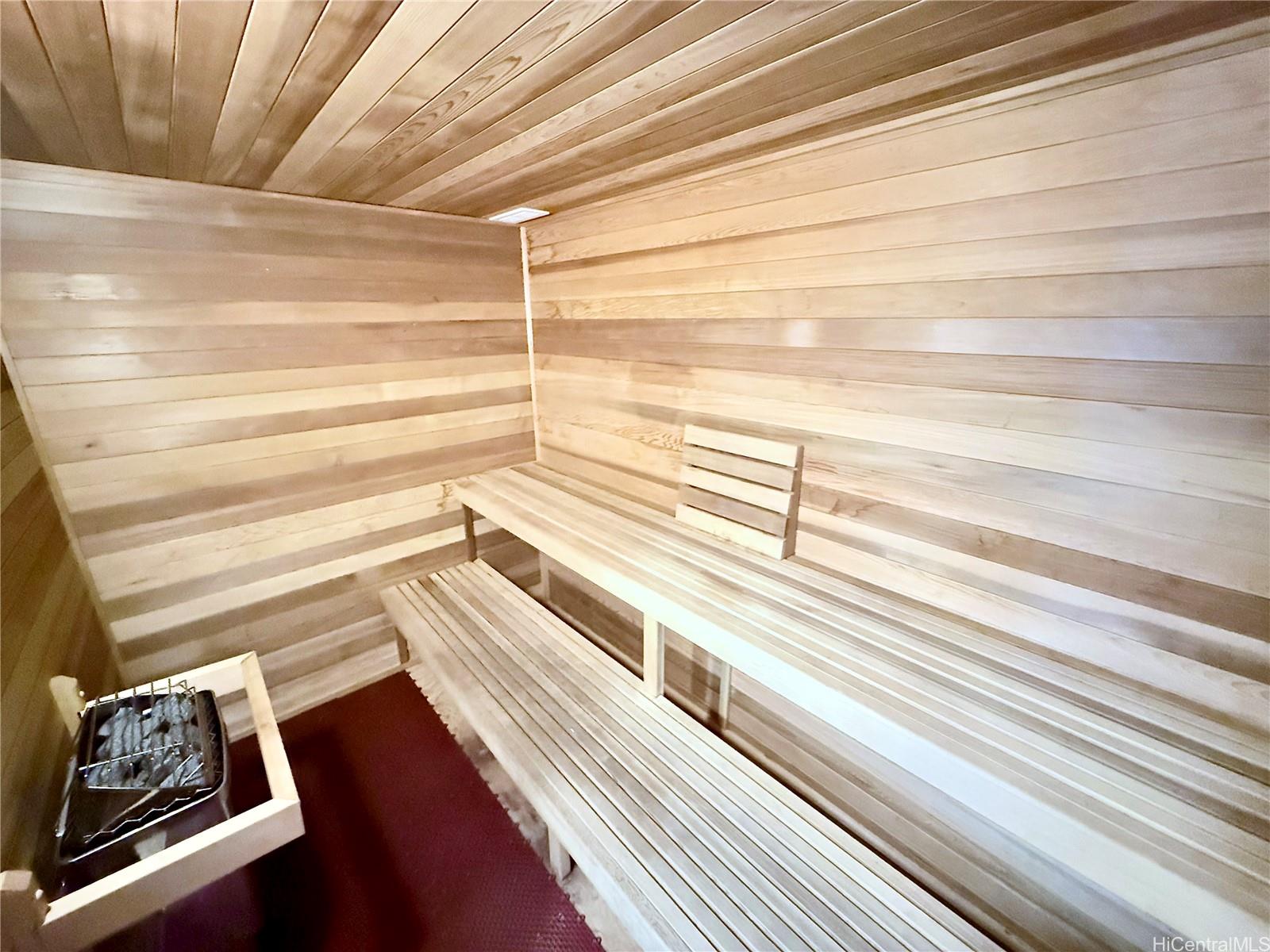 Pearl 2 condo # 3B, Aiea, Hawaii - photo 20 of 25