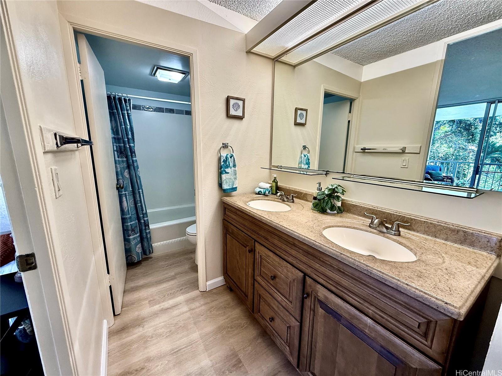 Pearl 2 condo # 3B, Aiea, Hawaii - photo 8 of 25