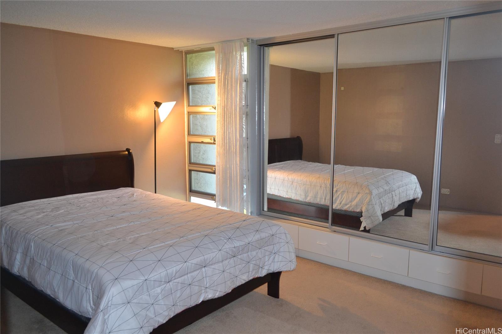 Pearl 2 condo # 4C, Aiea, Hawaii - photo 3 of 10