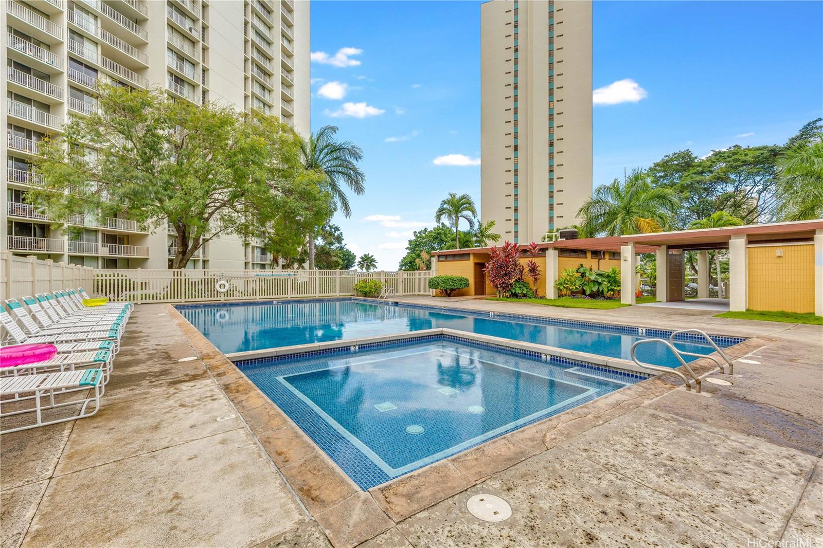 Pearl 2 condo # 4F, Aiea, Hawaii - photo 7 of 15