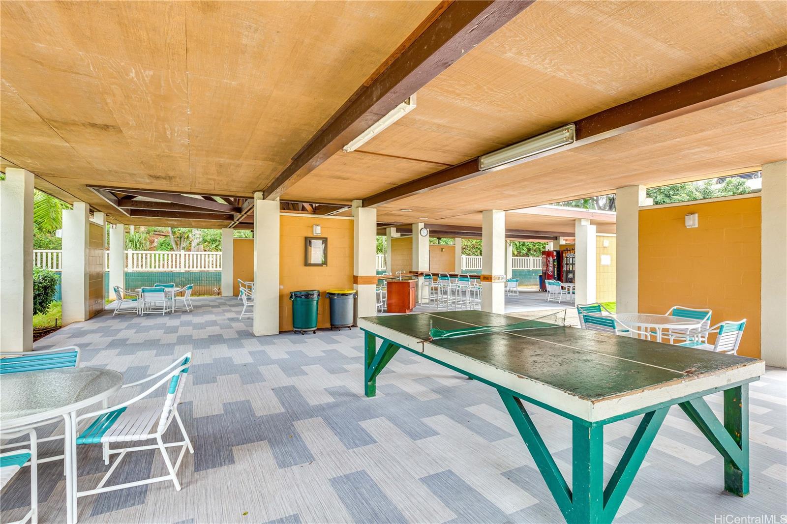 Pearl 2 condo # 4F, Aiea, Hawaii - photo 9 of 13