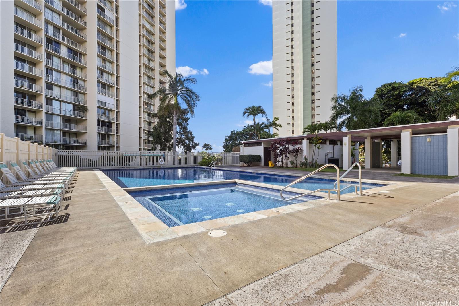 Pearl 2 condo # 9A, Aiea, Hawaii - photo 14 of 22