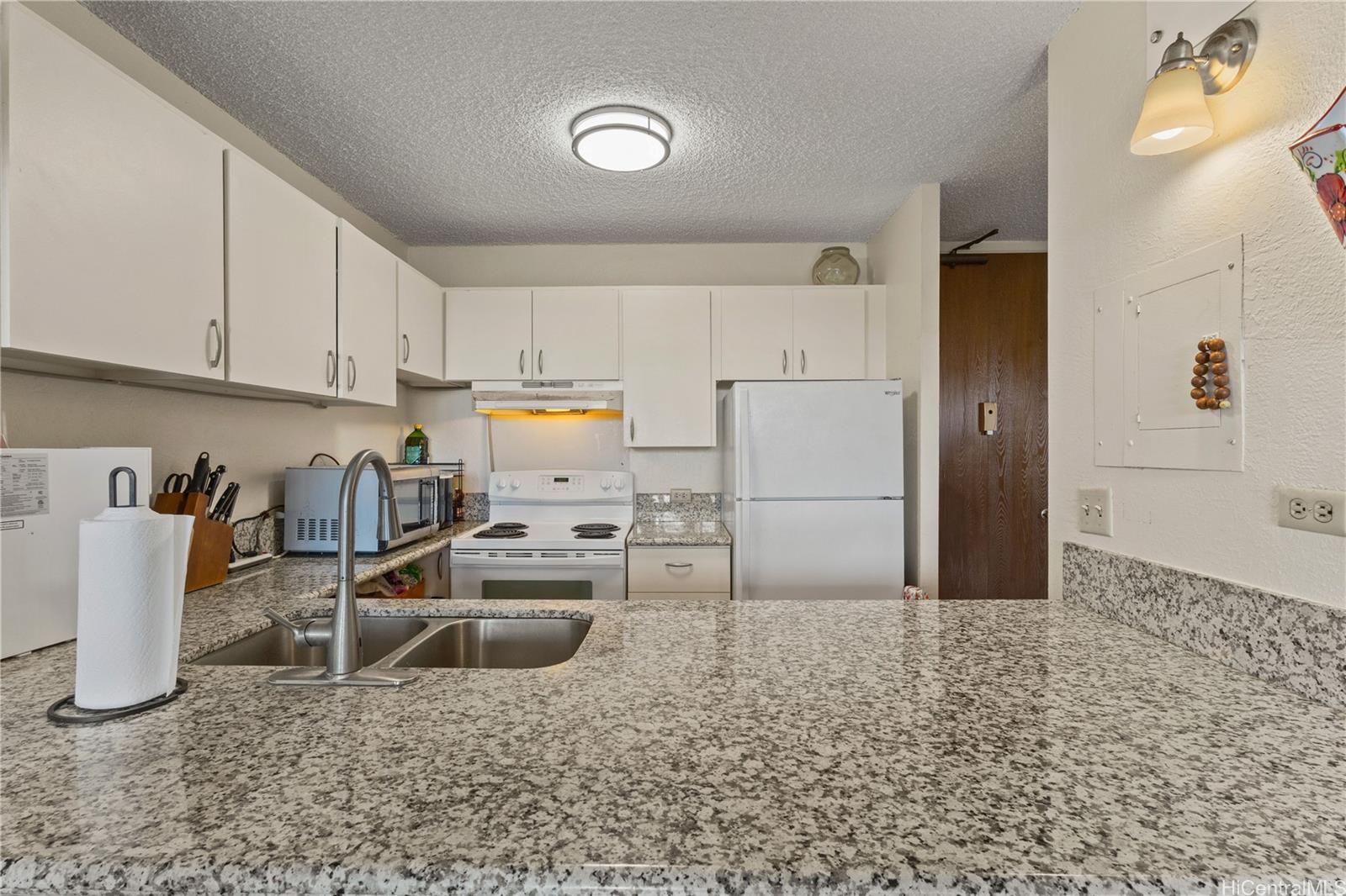 Pearl 2 condo # 9A, Aiea, Hawaii - photo 10 of 22