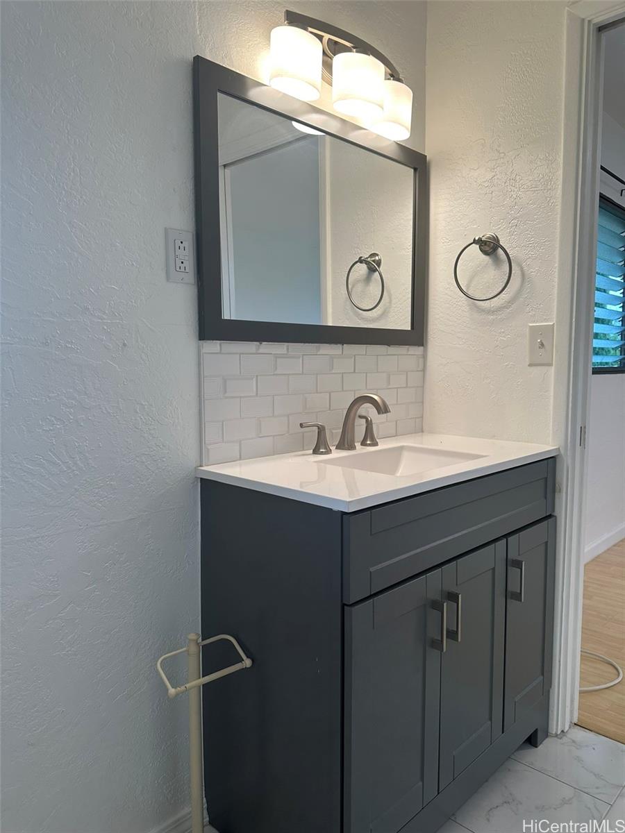 98-413 Kaonohi St Aiea - Rental - photo 12 of 14