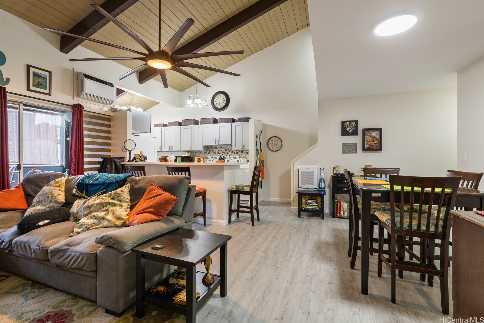 Chateau Newtown Vlg 2 condo # 4402, Aiea, Hawaii - photo 2 of 25