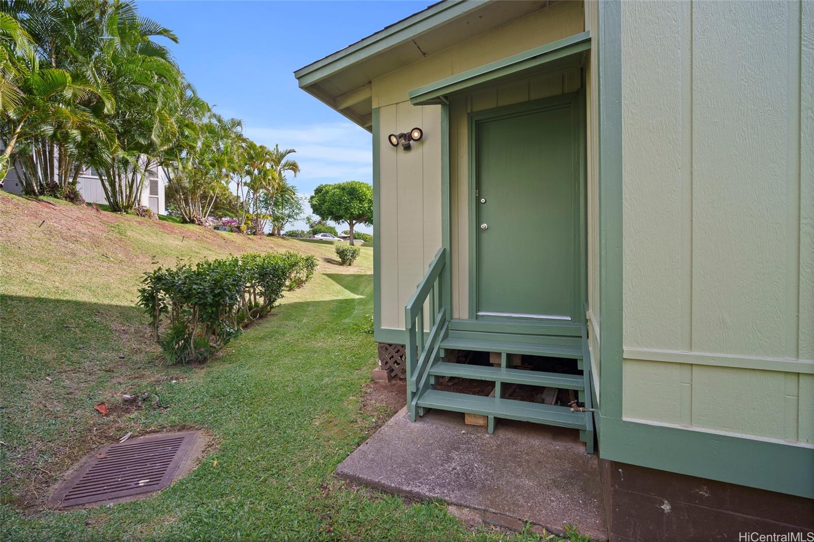 98-441 Hookanike St townhouse # 8, Pearl City, Hawaii - photo 18 of 20