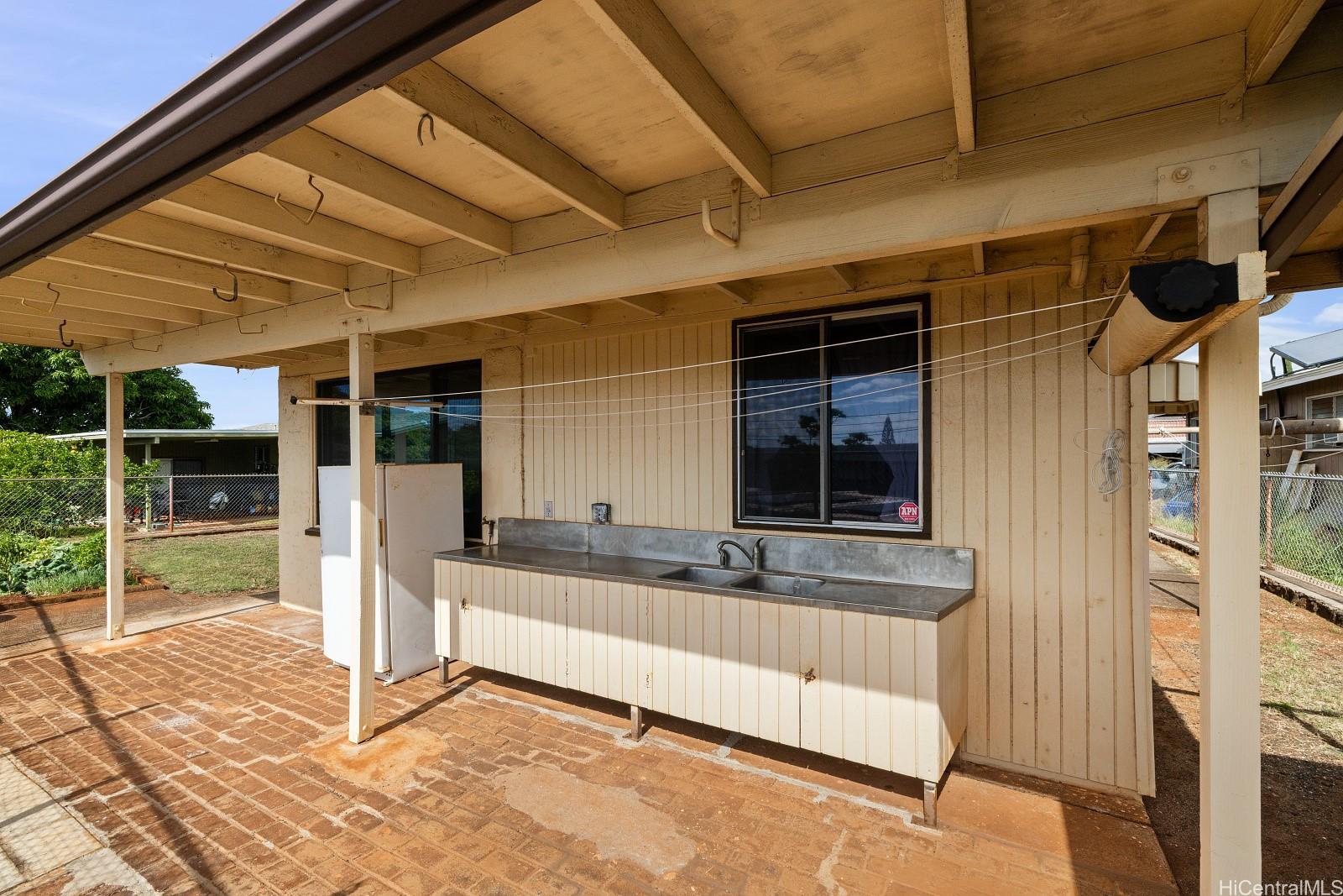 98-442  HOONO Street Waiau, PearlCity home - photo 11 of 12