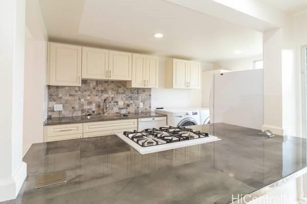 98-448 Kilinoe St Aiea - Rental - photo 5 of 18