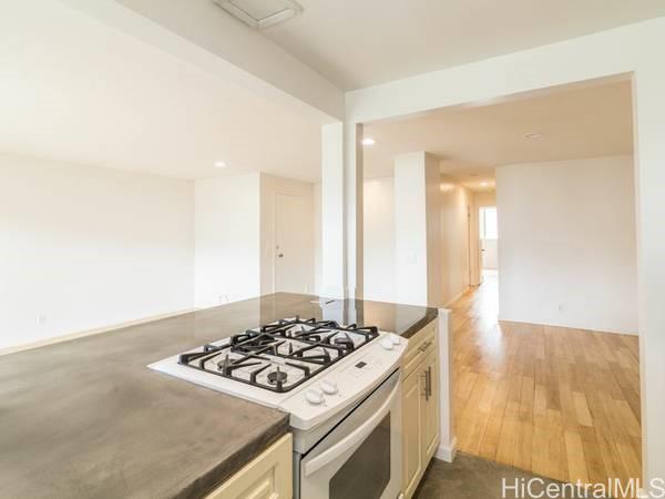 98-448 Kilinoe St Aiea - Rental - photo 7 of 18