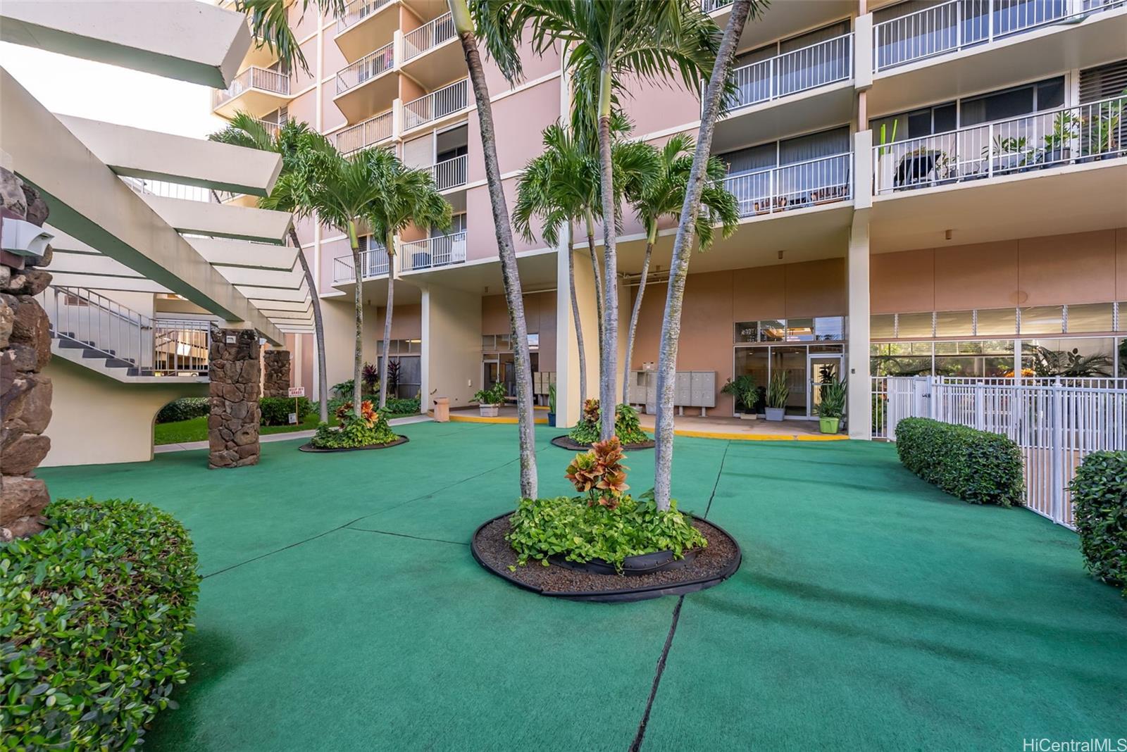 Highlander condo # 1004, Aiea, Hawaii - photo 18 of 22