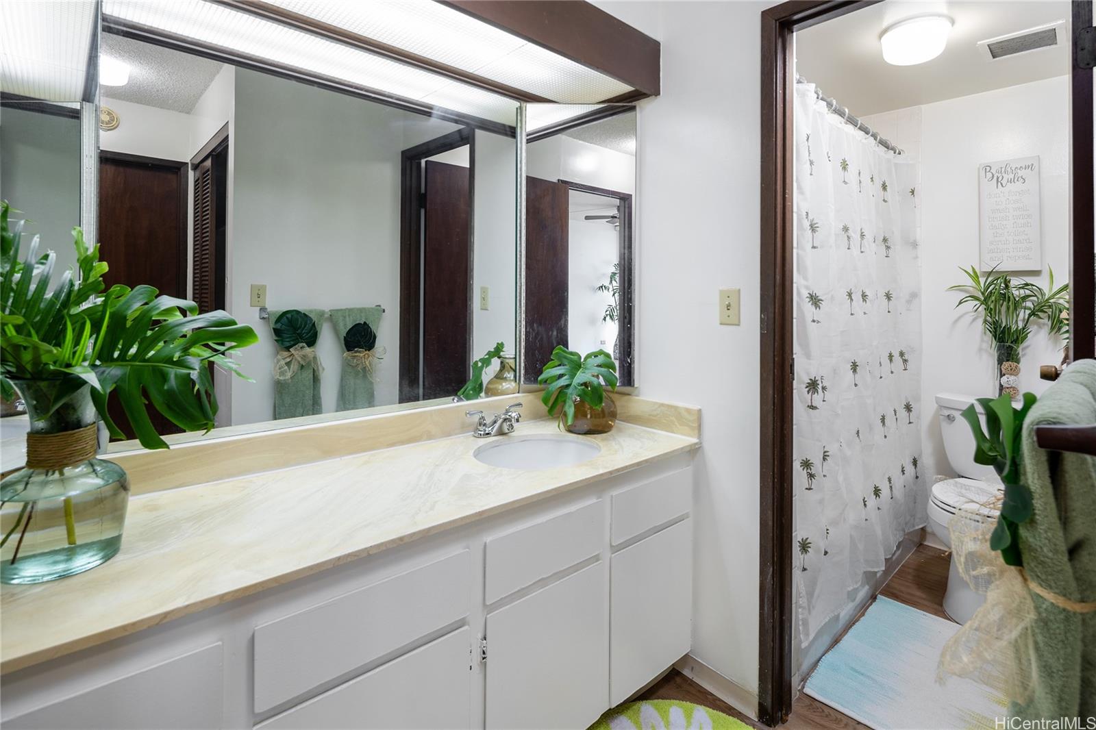 Highlander condo # 1108, Aiea, Hawaii - photo 11 of 22