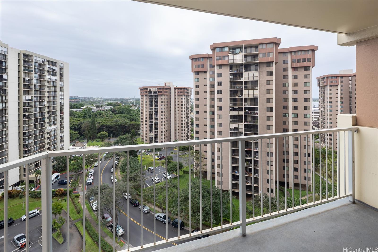 Highlander condo # 1108, Aiea, Hawaii - photo 19 of 22