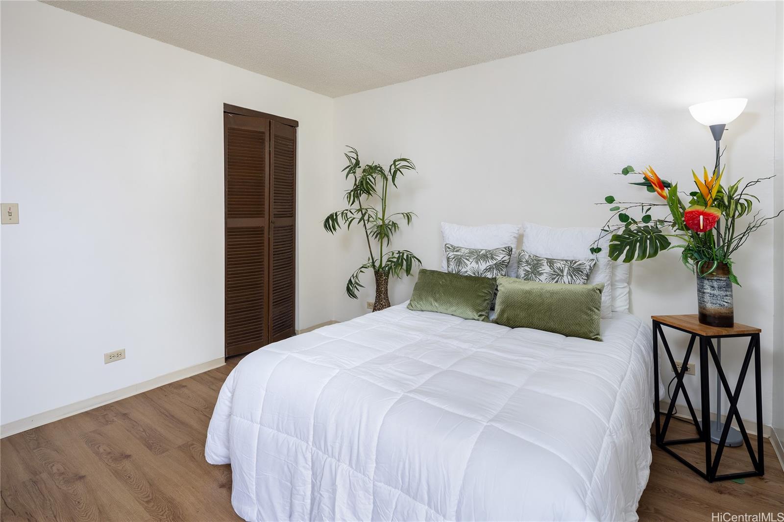 Highlander condo # 1108, Aiea, Hawaii - photo 9 of 22
