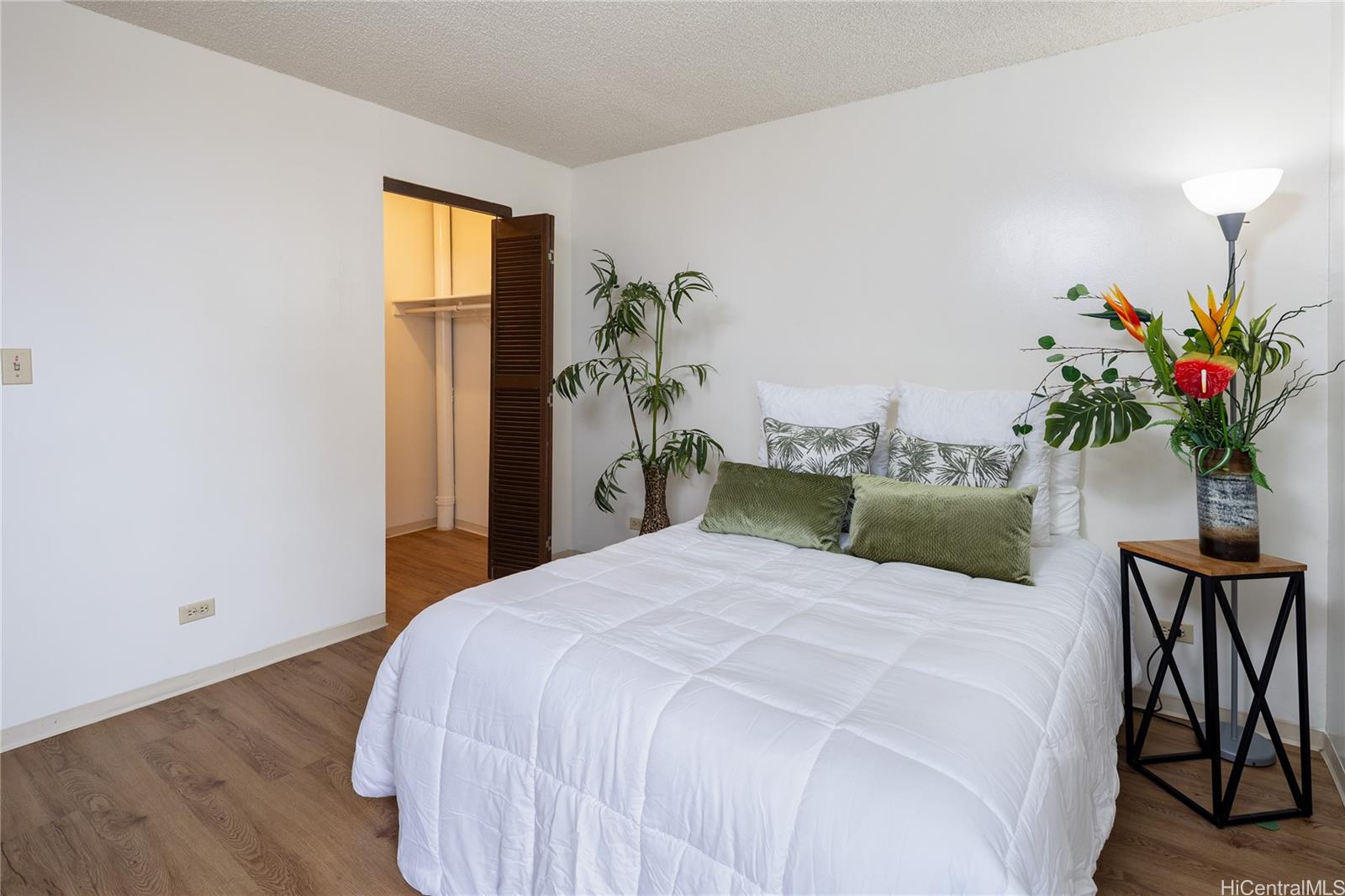 Highlander condo # 1108, Aiea, Hawaii - photo 10 of 22