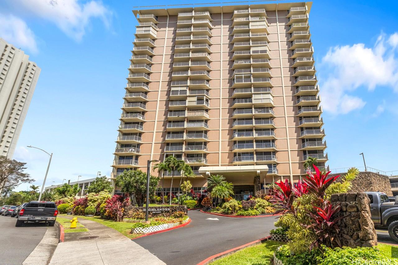 Highlander condo # 1403, Aiea, Hawaii - photo 15 of 17