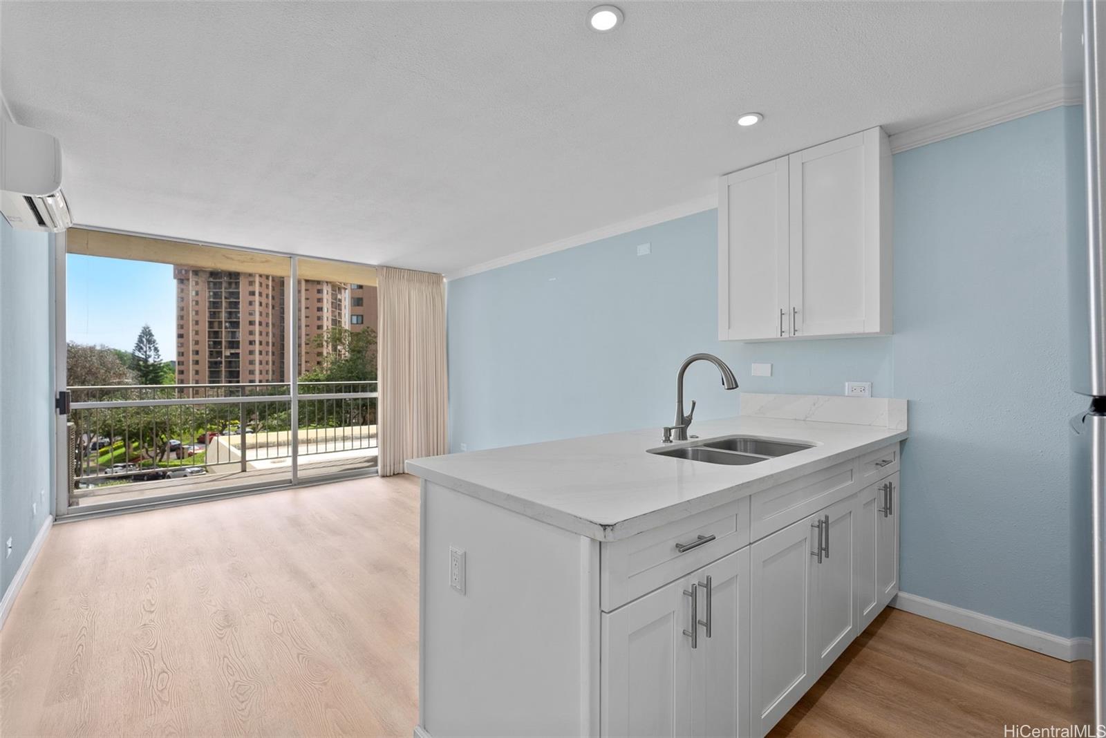 Highlander condo # 208, Aiea, Hawaii - photo 2 of 25