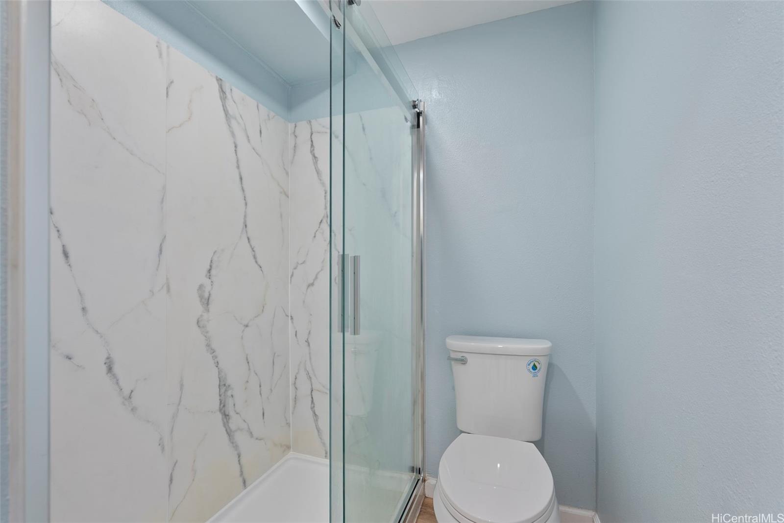 Highlander condo # 208, Aiea, Hawaii - photo 11 of 25