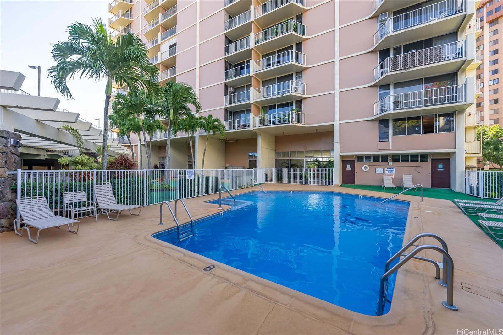 Highlander condo # 208, Aiea, Hawaii - photo 16 of 25