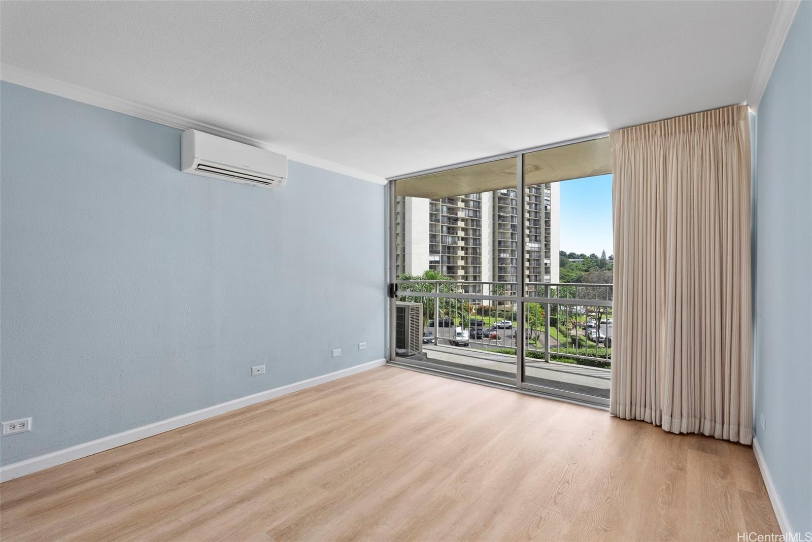 Highlander condo # 208, Aiea, Hawaii - photo 3 of 25