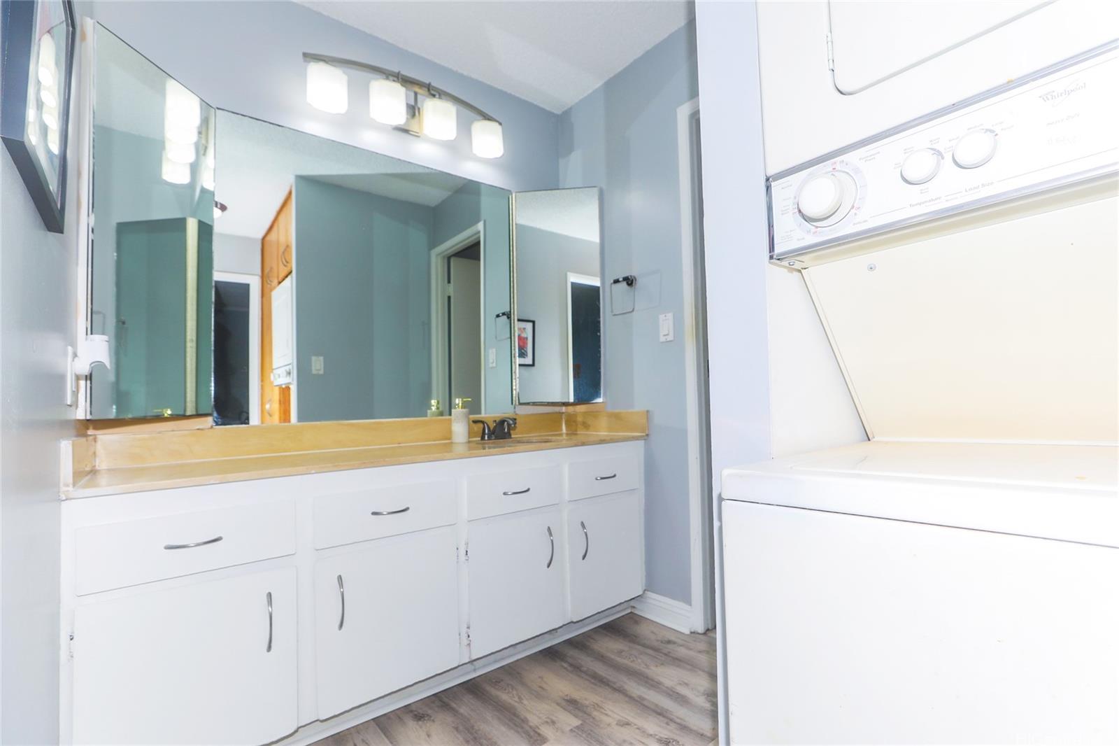 Highlander condo # 312, Aiea, Hawaii - photo 20 of 25