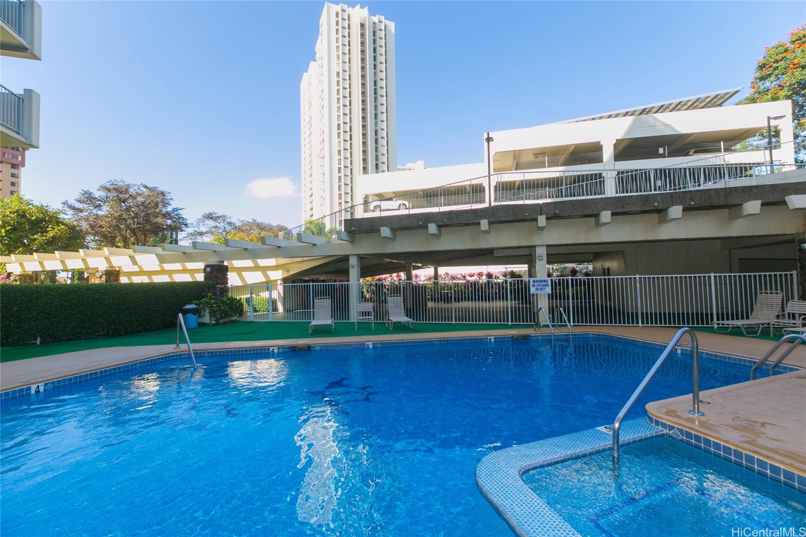 Highlander condo # 312, Aiea, Hawaii - photo 23 of 25