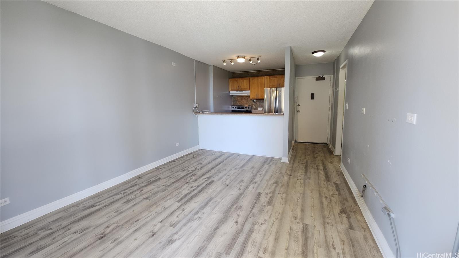 Highlander condo # 312, Aiea, Hawaii - photo 2 of 25