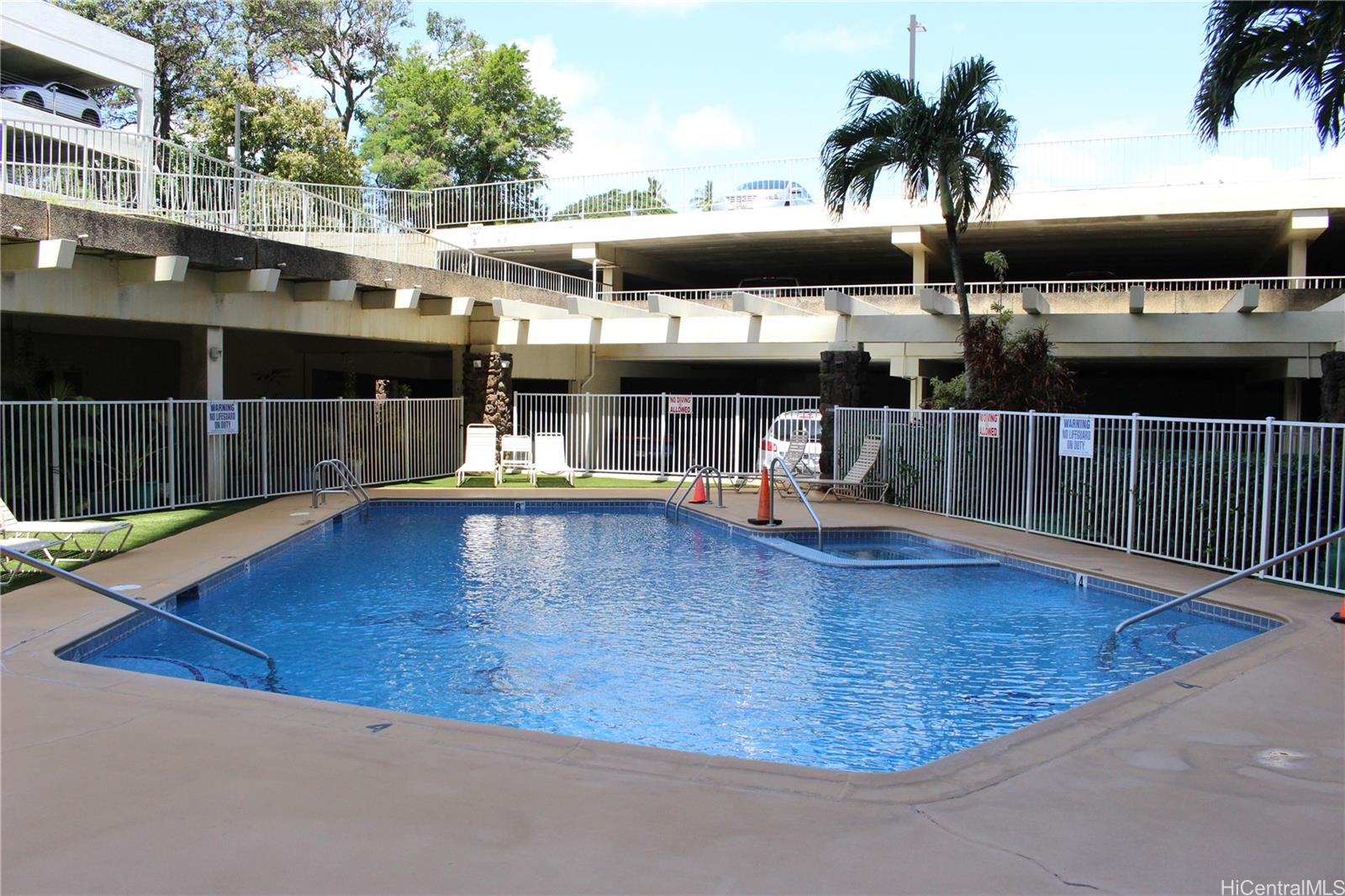 Highlander condo # 312, Aiea, Hawaii - photo 23 of 25